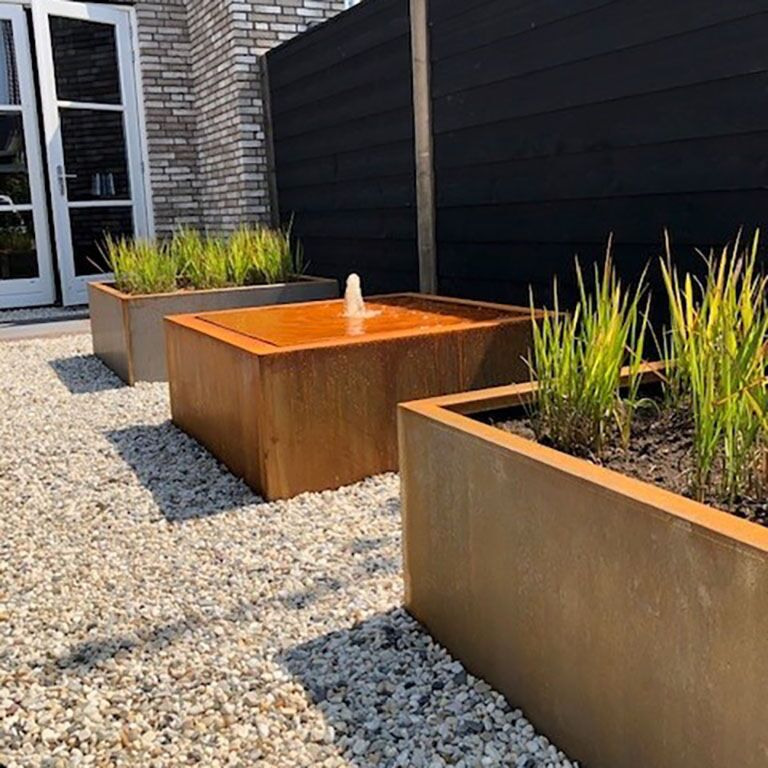 Corten čelična fontana 100 x 100 x 40 cm