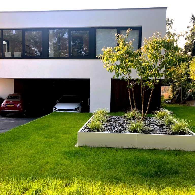 Praškasto lakirana čelična tegla za cvijeće Miami xxl 300 x 300 cm