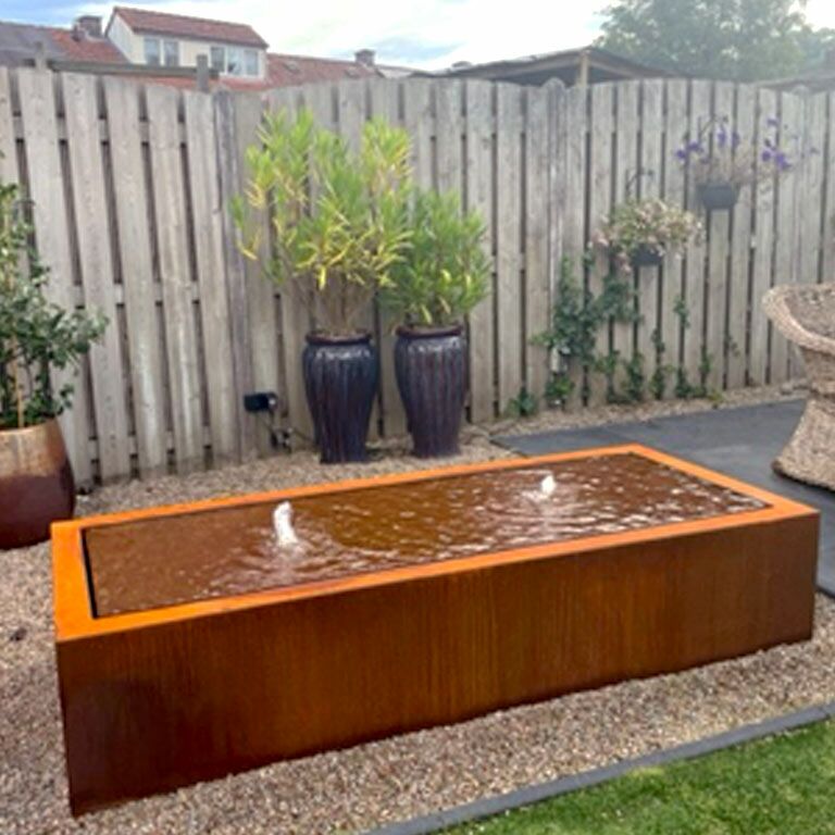 Corten čelična fontana 200 x 80 x 40 cm