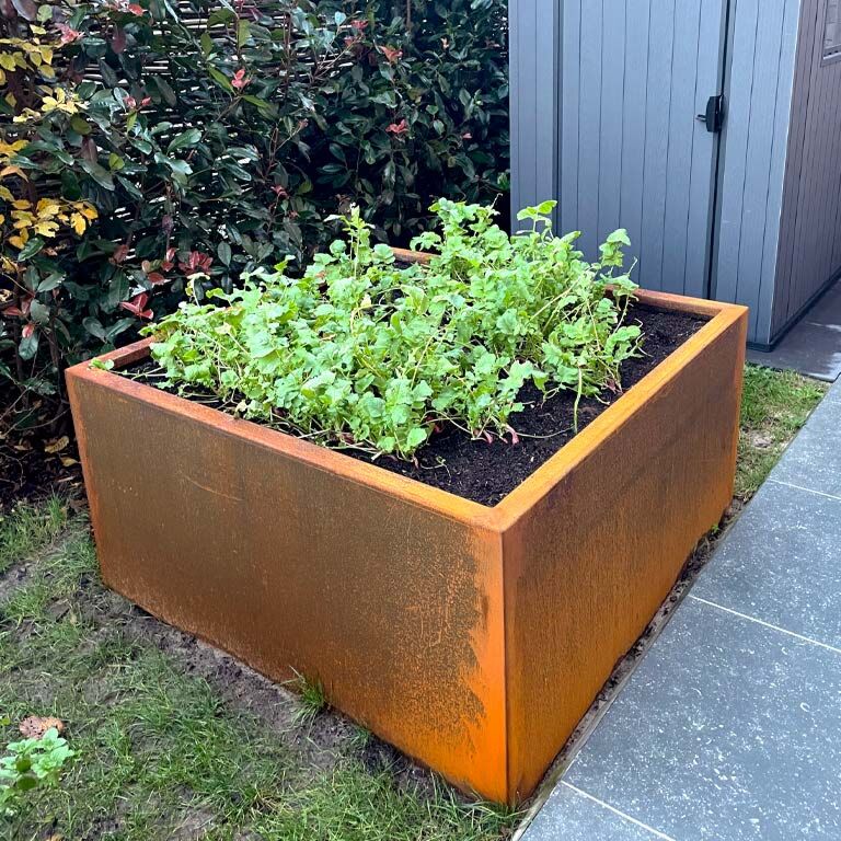 Zavarena corten čelična tegla za cvijeće Montana 120 x 120 x 60 cm