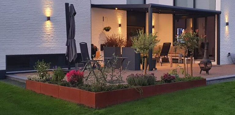 Stvorite atmosferu s corten čelikom u vrtu
